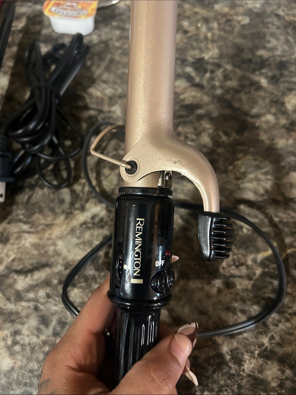Remington Black Handle with Champagne Curling Iron